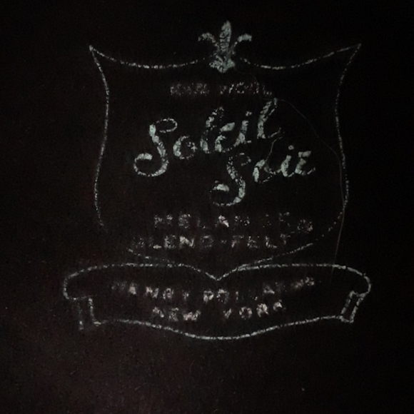 Doree of New York wool hat - Picture 8 of 8